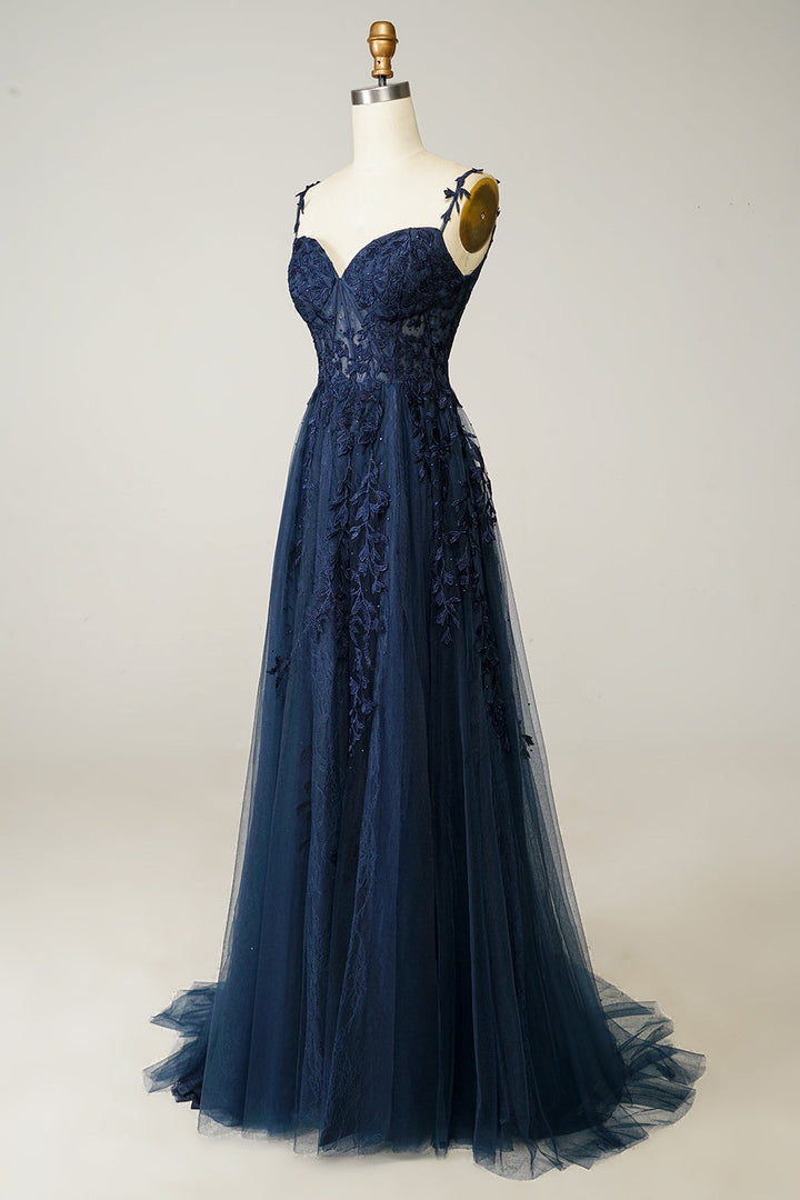 Women's lilac A-line formal dress with elegant appliques, a beautiful choice for proms or galas.