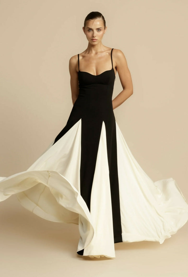 Chic black women's formal gown, a luxurious maxi dress for evening events & special occasion parties.