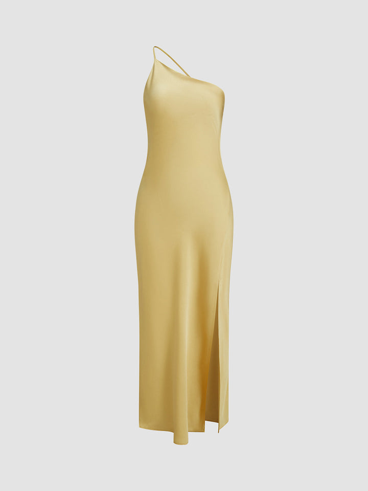Stunning women's wedding guest maxi dress with open back, perfect for a special occasion or party.
