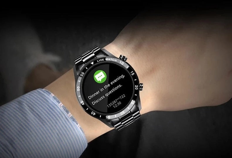 Android & iOS compatible elegant smartwatch, serving as a comprehensive fitness tracker.