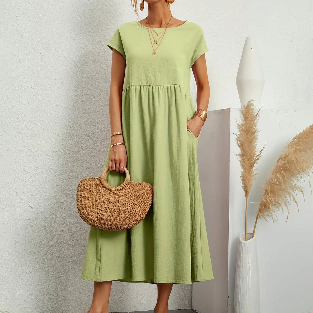 Modest yet sophisticated women's maxi dress, featuring a beautiful flowy design for elegant and comfortable wear.