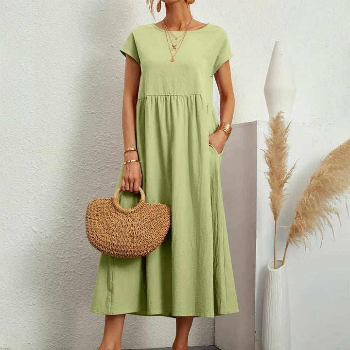 Modest yet sophisticated women's maxi dress, featuring a beautiful flowy design for elegant and comfortable wear.