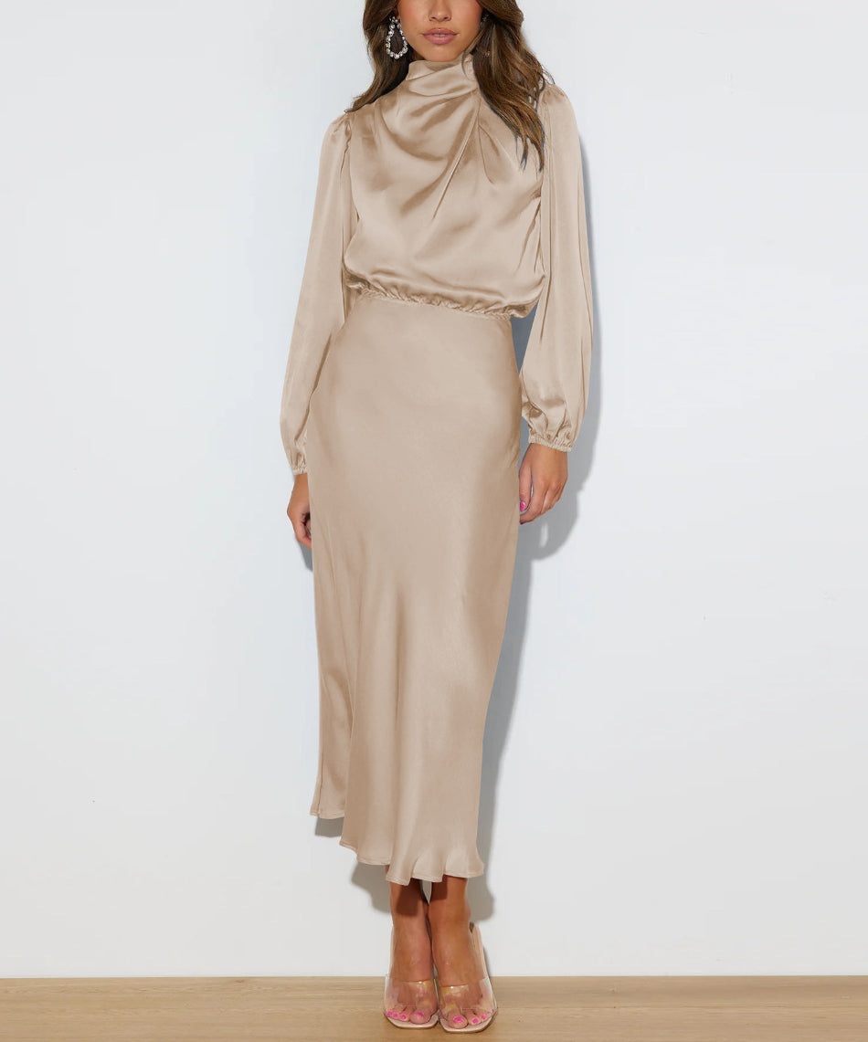 Glamorous women's maxi slip dress in luxurious satin, ideal as an evening gown or party dress.