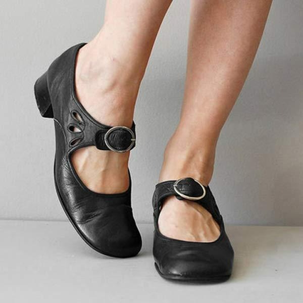 Chic women's slip-on low heel shoes, versatile for elegant dress, office, and casual wear. Rounded toe.