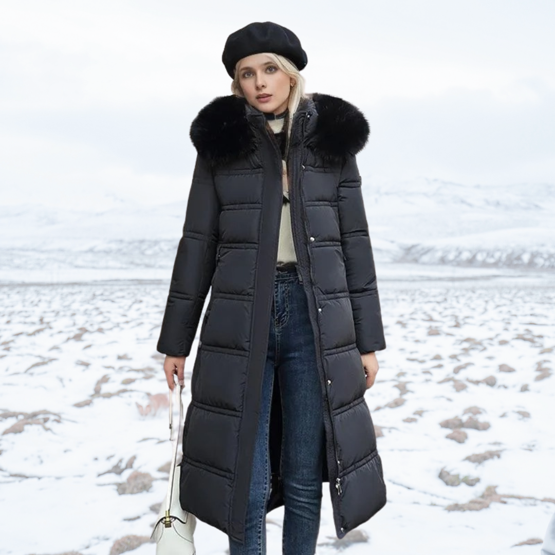 Fashionable women's faux fur jacket, perfect for adding luxury and warmth to your winter wardrobe.