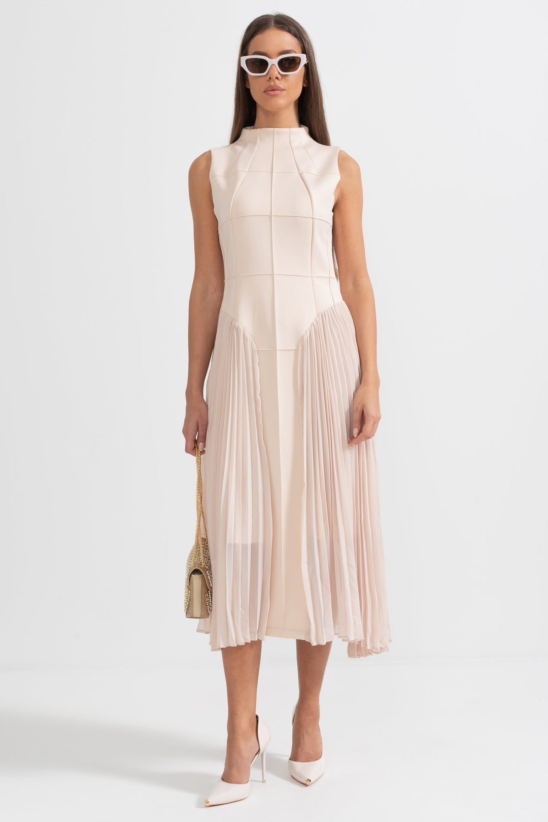 Elegant women's sleeveless pleated midi dress, perfect for cocktail parties, evening wear, or wedding guests.
