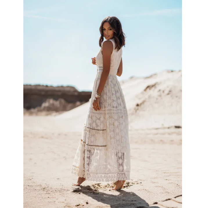 Stylish apricot elegant maxi dress for women. Comfortable summer fashion, ideal for chic looks.