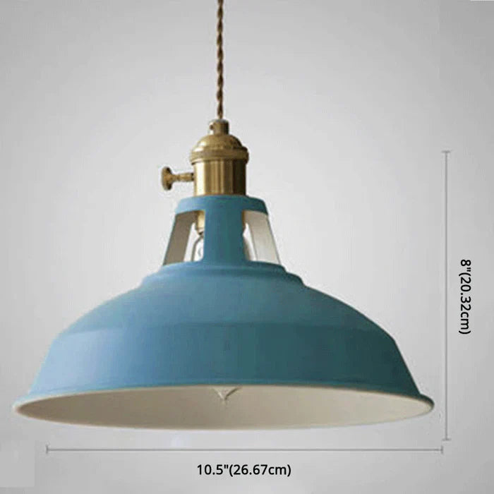 Retro industrial dining lamp, black metal finish, elegant ceiling fixture.