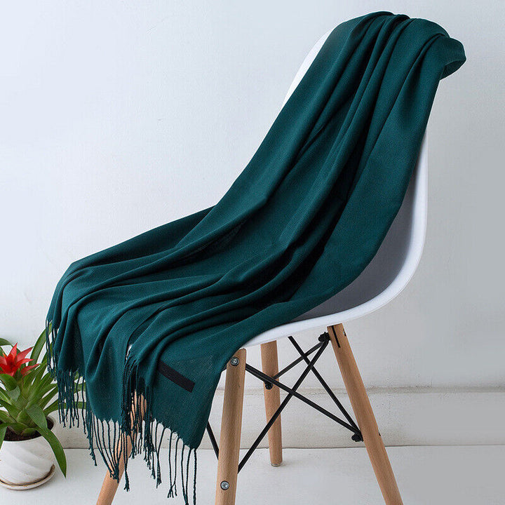 Modern chic Bria women's cashmere scarf. Premium, soft-touch fashion accessory for elegant winter style.