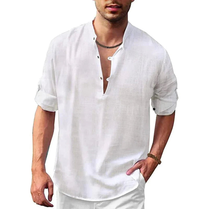 New men's breathable casual shirt. Short-sleeve button-up, regular fit for ultimate summer comfort.