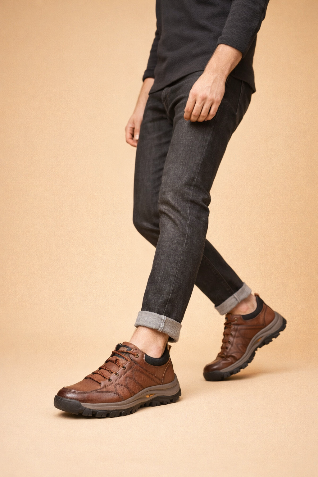 Supportive men's casual footwear, expertly hand-stitched for ultimate comfort. Perfect for daily wear & walking.