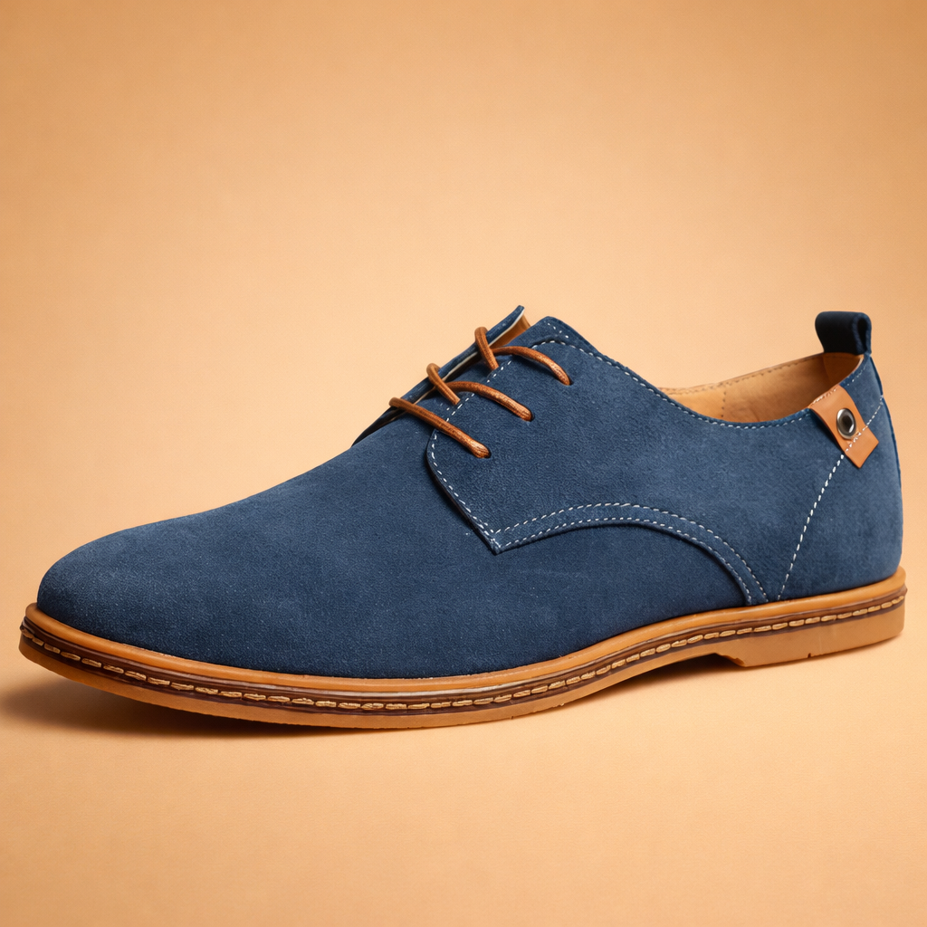 Men's casual lace-up Oxford dress shoes for versatile smart casual styling.