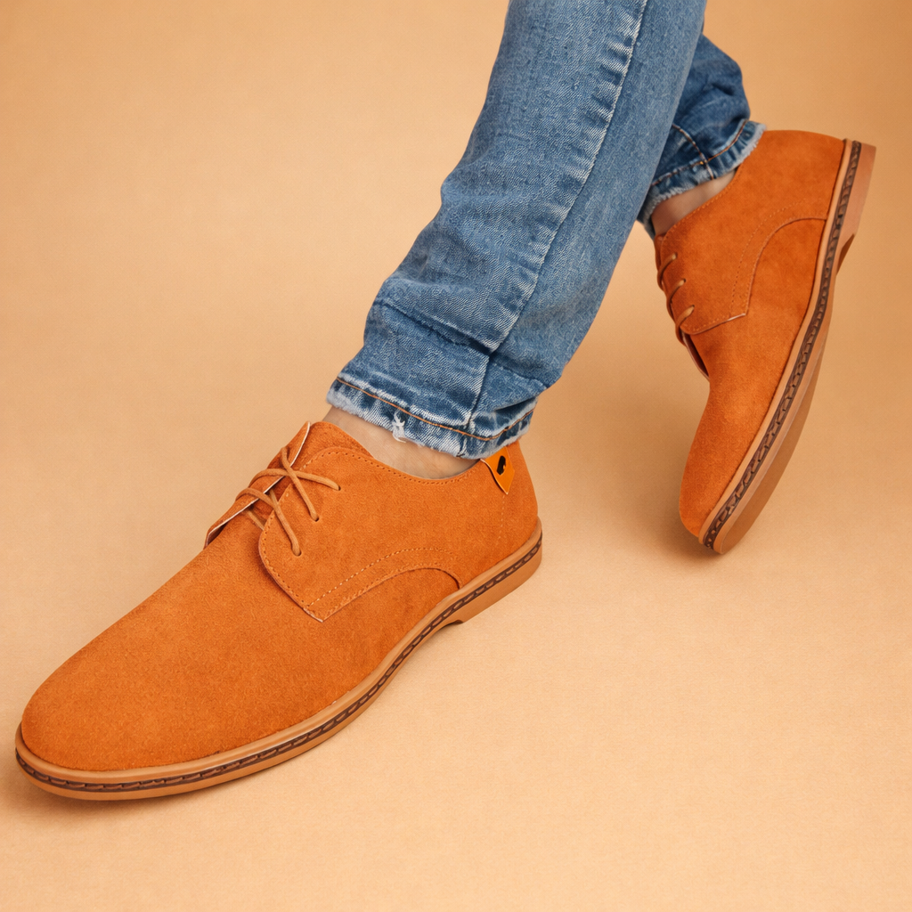 Sophisticated men's Oxford dress shoes, combining comfort and elegance for modern men's style.