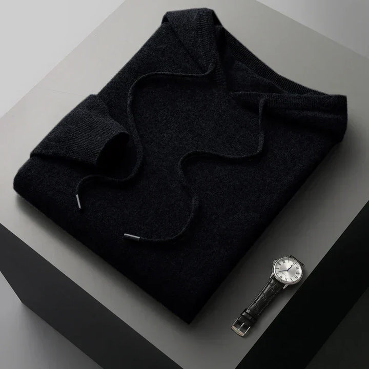 Casual men's long sleeve hoodie. Versatile pullover top for everyday comfort and relaxed fashion.