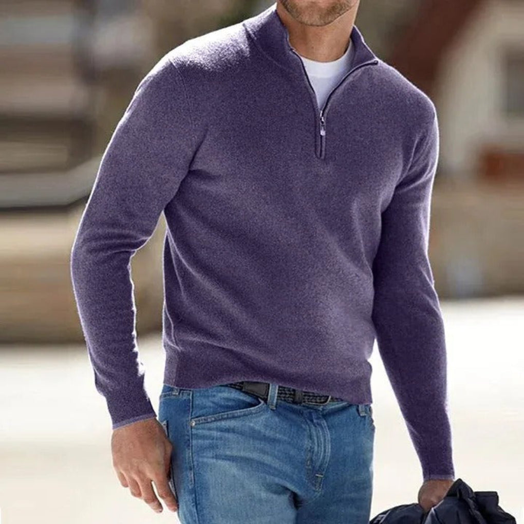 Men's elegant quarter-zip sweater, a comfortable knitted pullover for a timeless and effortless style.