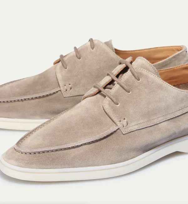 Classic men's Diederik leather lace-up loafers for a smart casual and refined look.