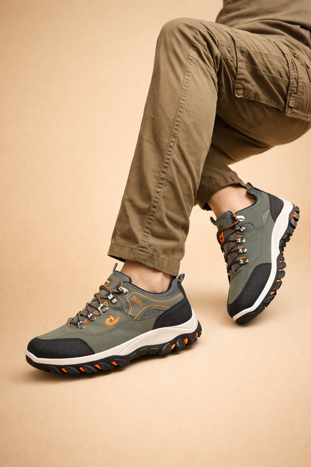 Stylish men's casual orthopedic sneakers, offering extreme comfort & arch support for walking & daily wear.