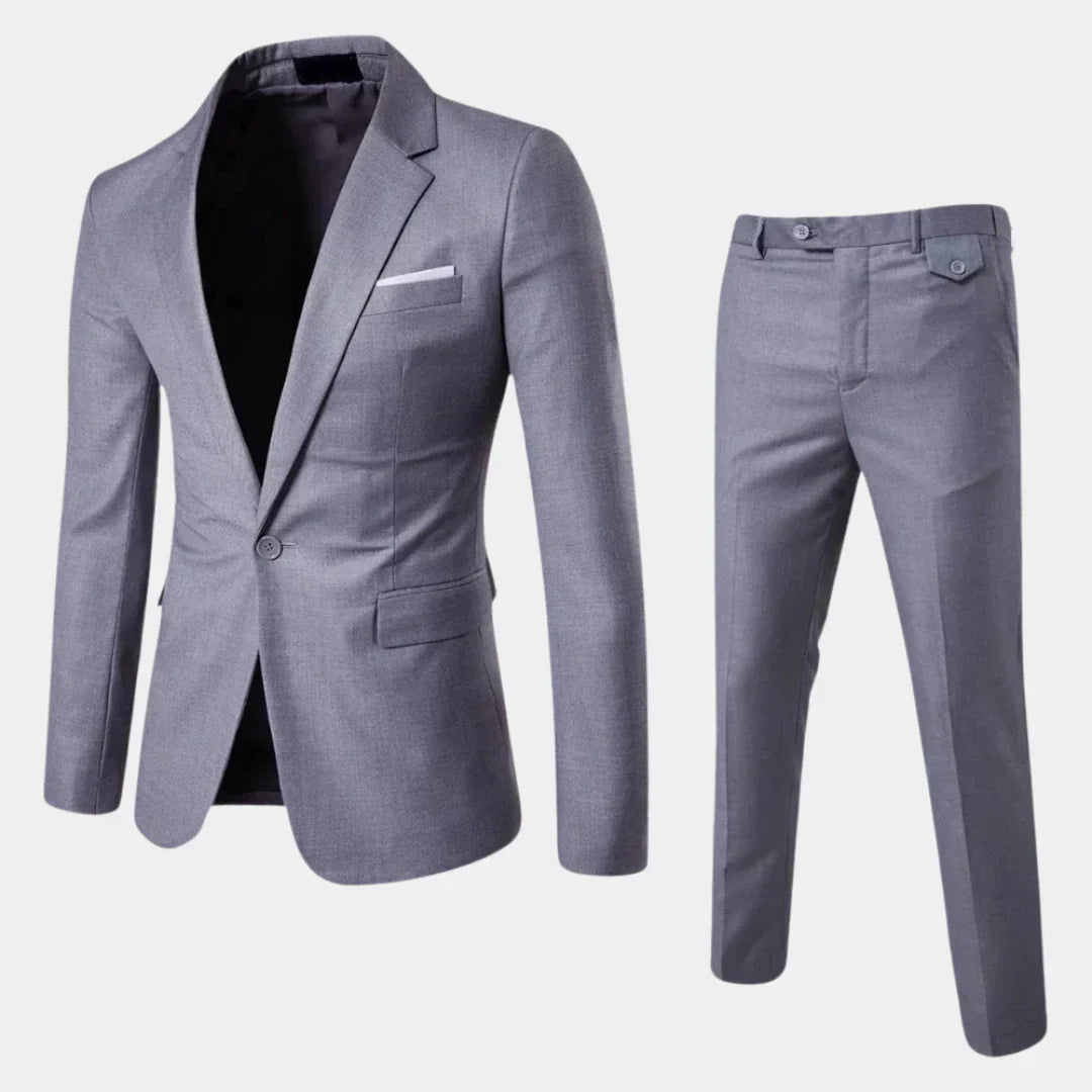 Stylish men's formal business suit, perfect for weddings, professional meetings, or evening wear. Complete 2-piece outfit.