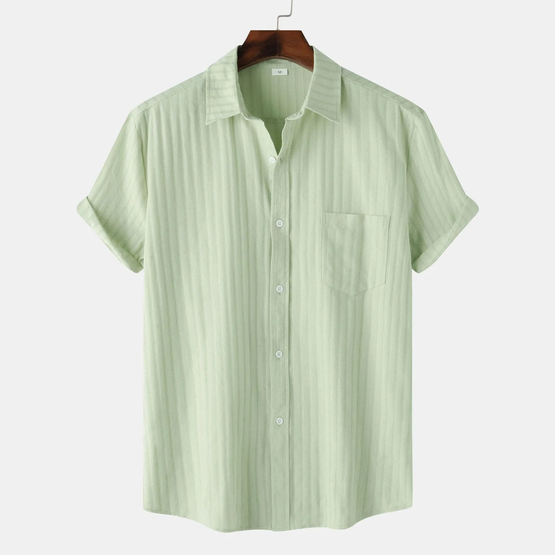 Light green men's short sleeve button-down shirt. Casual & smart for everyday wear.