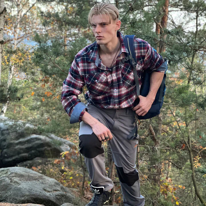 Stylish men's Logan plaid shirt, warm lined for everyday comfort & autumn fashion.