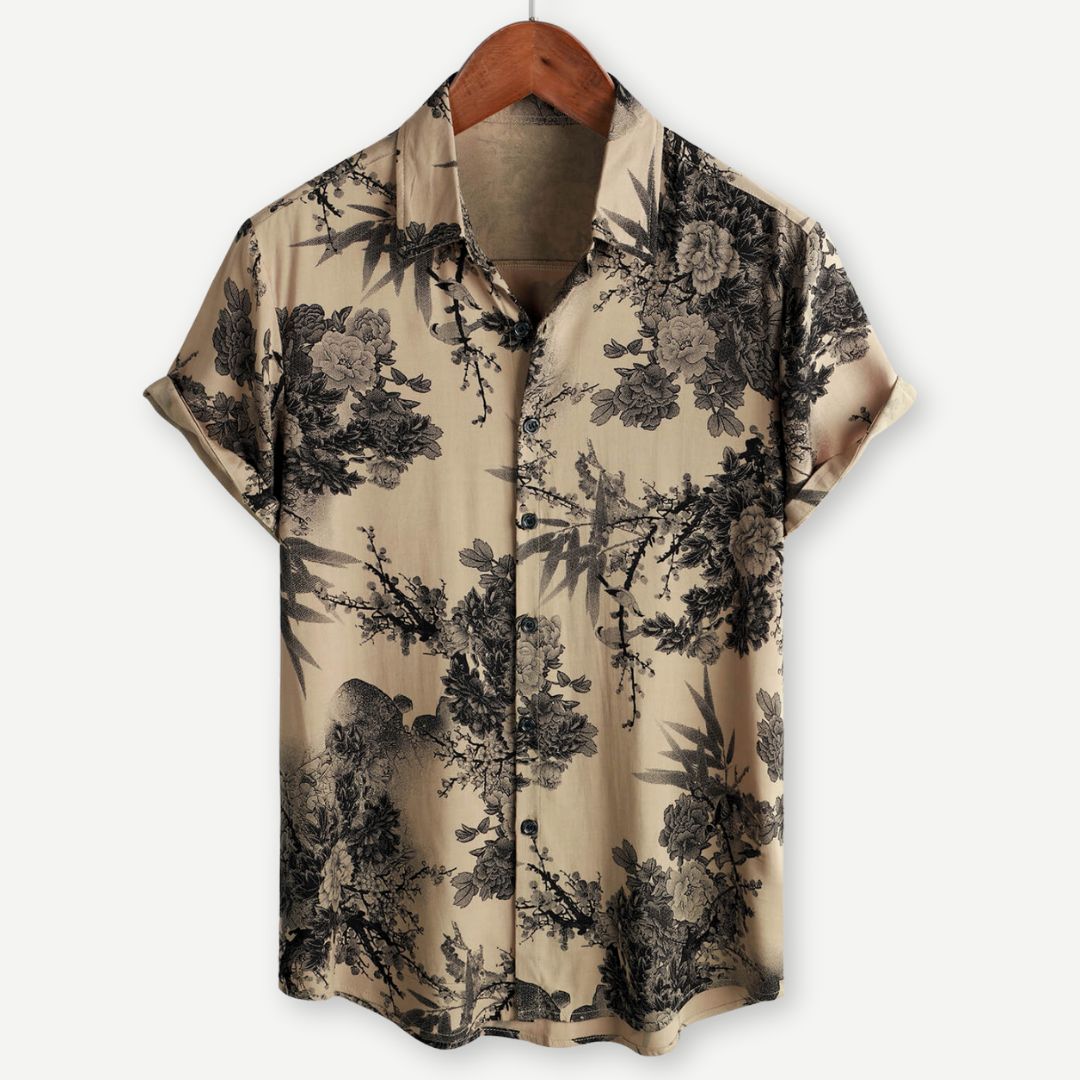 Men's AirLight Vintage Blossom short sleeve shirt with floral pattern, lightweight fabric; front view.