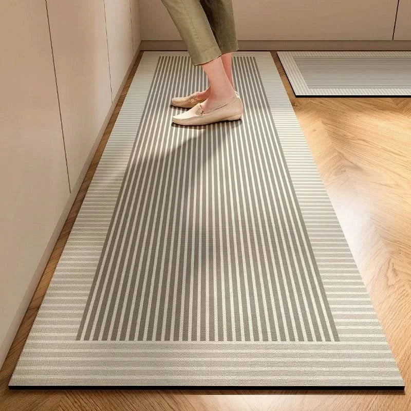 Durable non-slip kitchen floor mat ensuring safety & stability. Easy-clean, anti-fatigue comfort mat for home decor.
