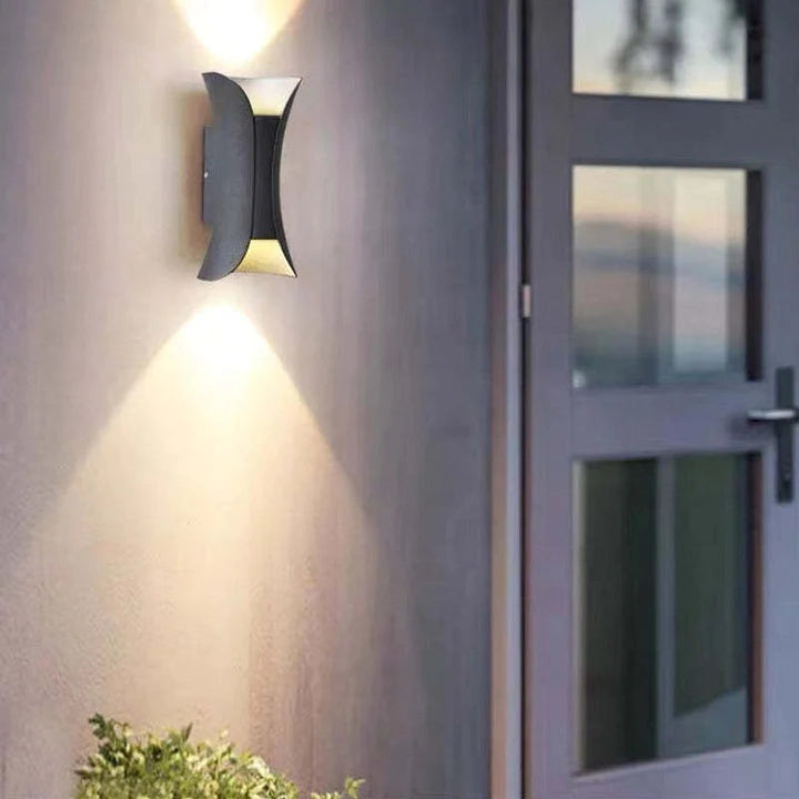 Outdoor LED wall light, modern design, durable aluminum, weatherproof IP65, bright warm light, perfect for gardens and patios