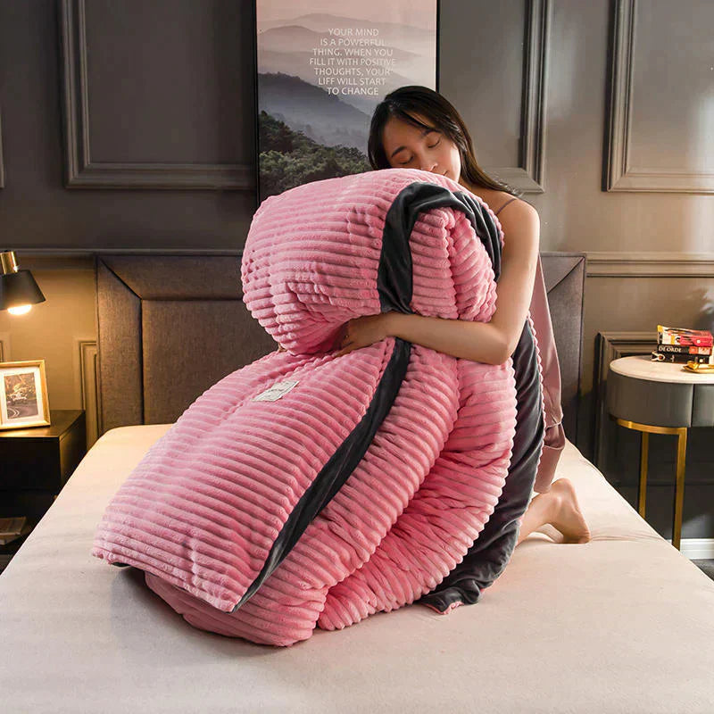 Velvety soft fleece duvet cover by DreamWeave. Luxurious bedding for ultimate comfort & warmth at home.