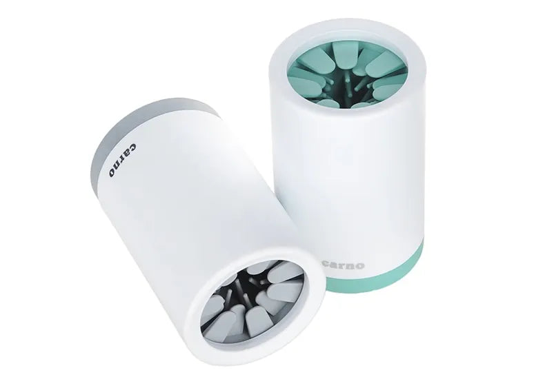 Gentle silicone paw cleaner for pets, featuring soft bristles for thorough cleaning. Portable and eco-friendly design, ideal for dogs and cats' sensitive paws.