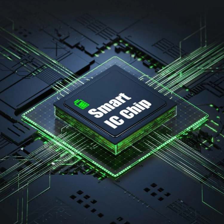 Sleek FreeStream 4K Indoor TV Aerial captures free HD channels with ease, compact design ideal for elegant home setups.