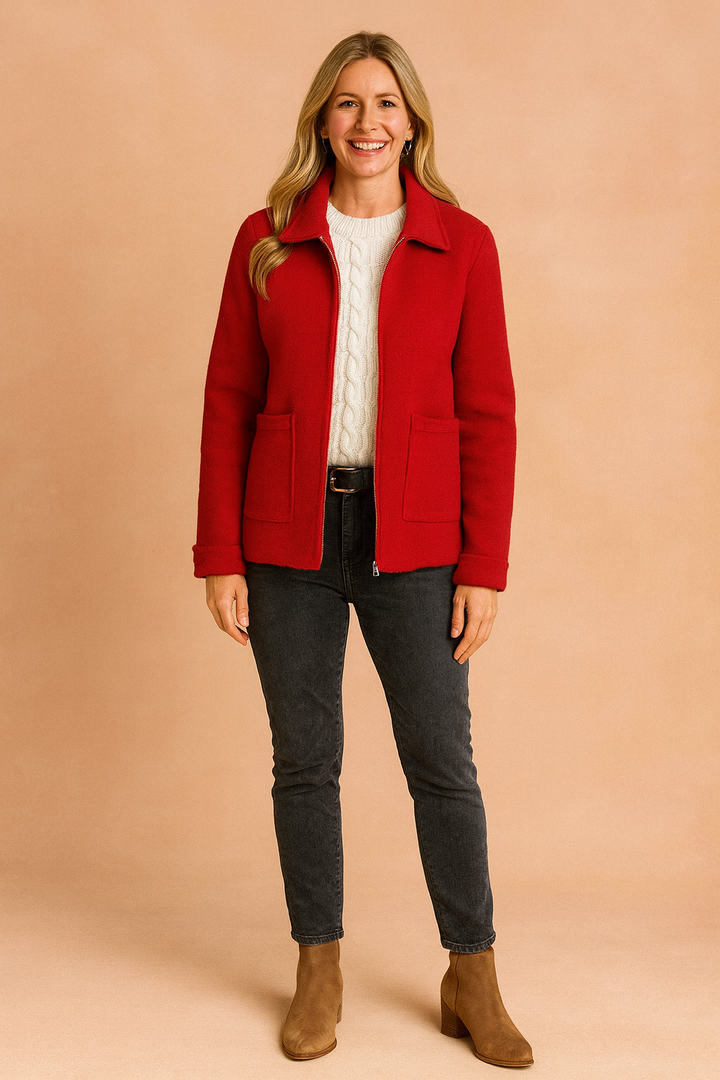 Stylish women's cropped jacket with a front zip and practical pockets, perfect for modern everyday wear.