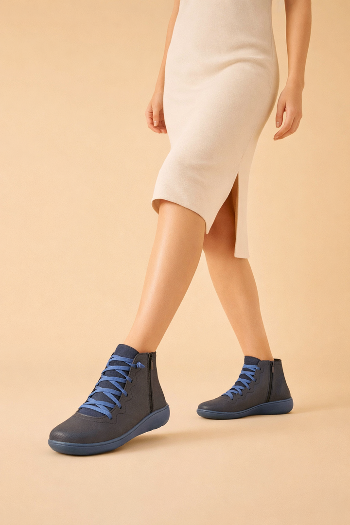 Fashionable women's orthopedic ankle boots for superior foot support & comfort, ideal for daily wear.