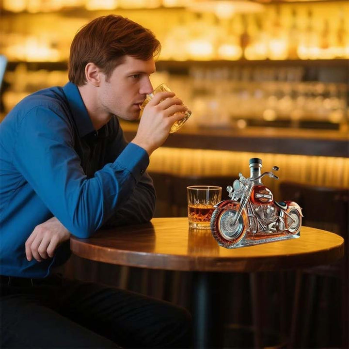 Detailed motorcycle liquor dispenser decanter, 1000ml capacity, ideal for storing and serving favorite spirits.