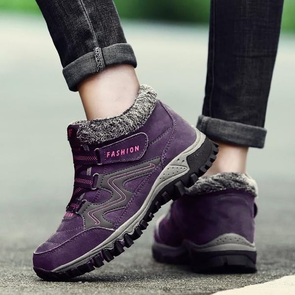 Aspen winter boots: robust, waterproof, warm, non-slip, unisex design for all your snowy needs.