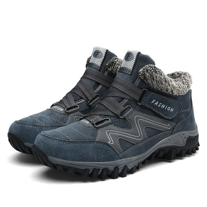 Premium Aspen winter boots, unisex design, waterproof protection & warmth for extreme cold.
