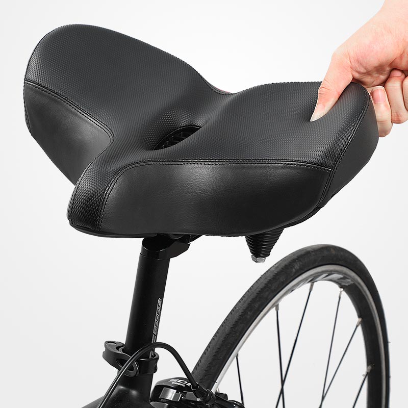 Padded unisex bike seat, ideal for mountain bikes, road bikes & ebikes, designed for comfort.