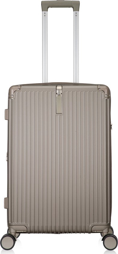 Essential spinner suitcase for airport travel, featuring USB charging and a tough exterior.