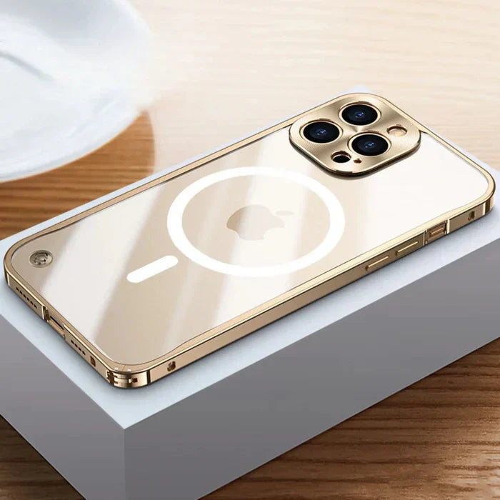 Protective MagSafe clear case for iPhone 15. Slim, stylish, and durable phone accessory.