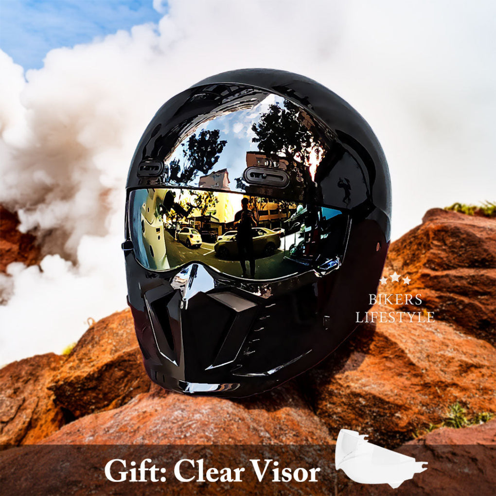 Stylish unisex retro motorcycle helmet, ECE certified, enhancing safety for vintage bike tours.