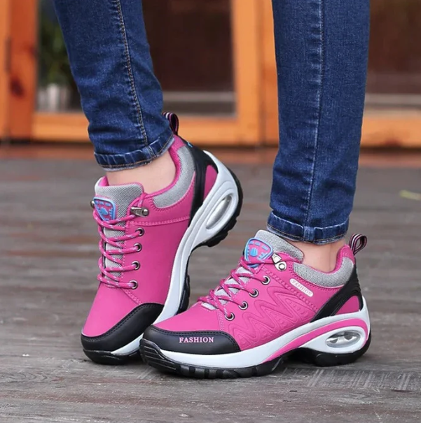 Lightweight Alessa orthopedic sneakers for women. Features bunion relief, arch support, non-slip sole, and comfort.