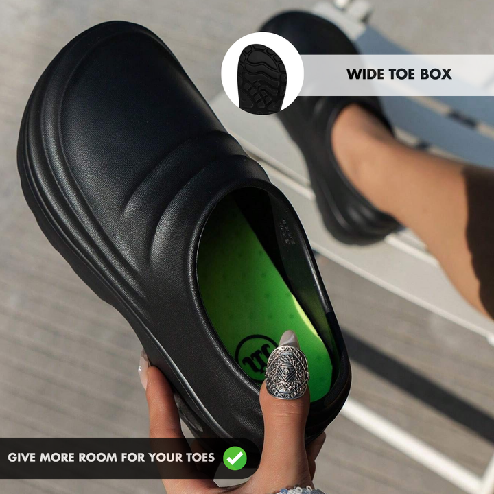 Comfortable Avero women's sandals with arch support, designed for everyday wear and stylish summer fashion.