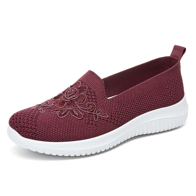 Women's BreezeWalk breathable embroidered summer sandals for all-day comfort.