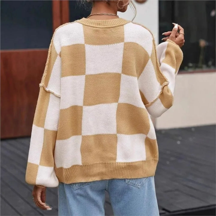 Cozy oversized checkerboard knitted sweater for women, relaxed fit and comfortable.