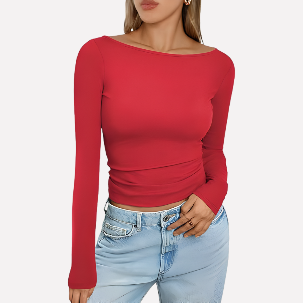 Everyday women's long sleeve top with a classic boat neck, ideal for casual and versatile wear.