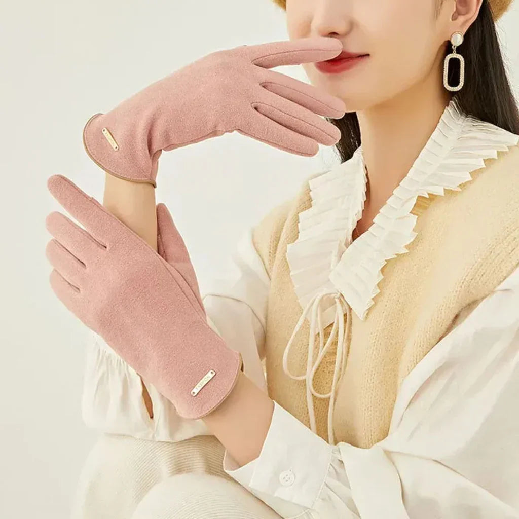 Premium women's suede touchscreen gloves, designed for warmth, style, and modern convenience.