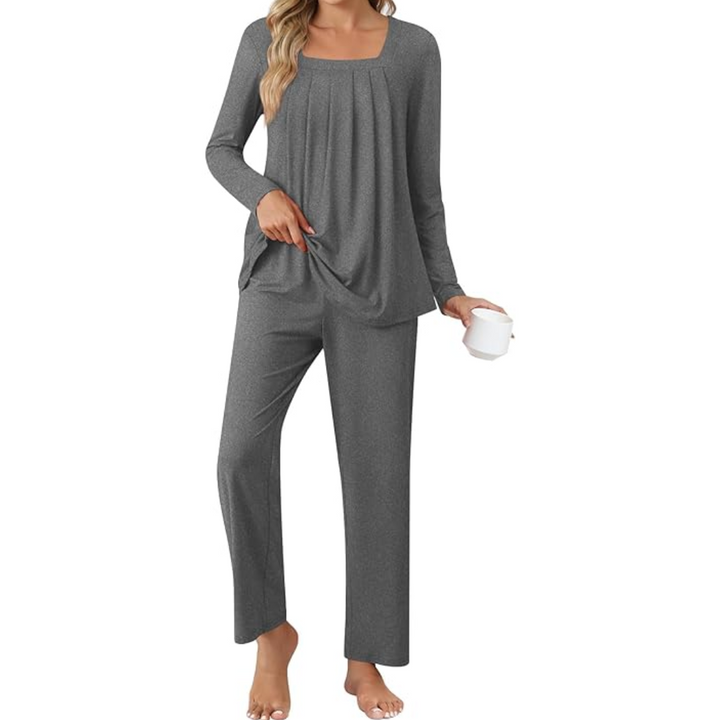 Women's comfy 2-piece lounge pajama set with pockets, soft fabric for ultimate relaxation.