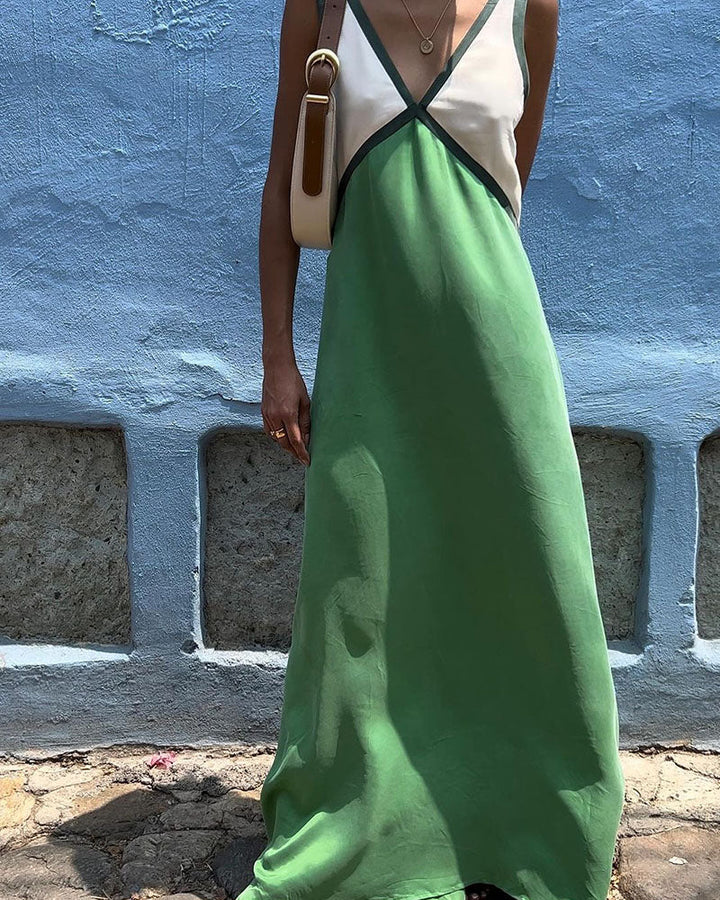 Elegant women's color block maxi dress with stylish contrast panels & V-neck.