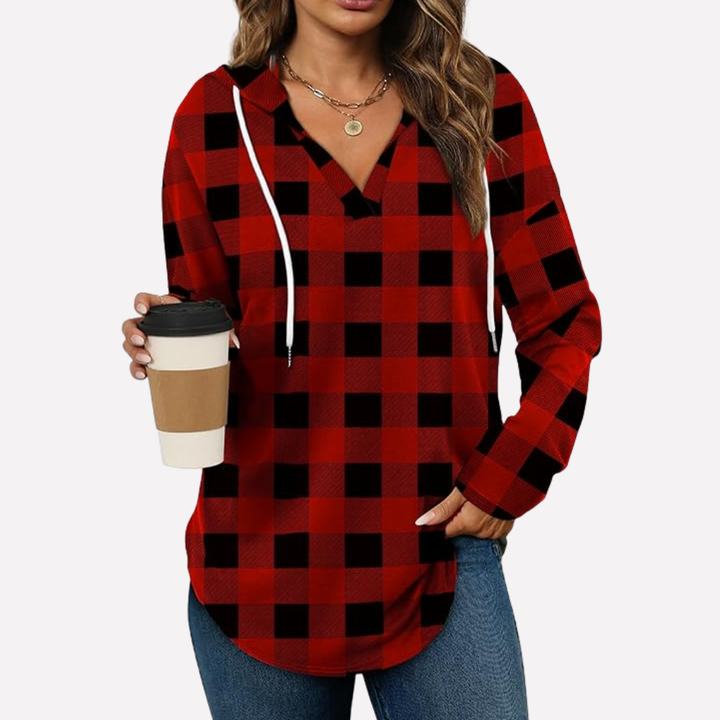 Women's relaxed fit sweatshirt, a comfy oversized pullover ideal for winter.