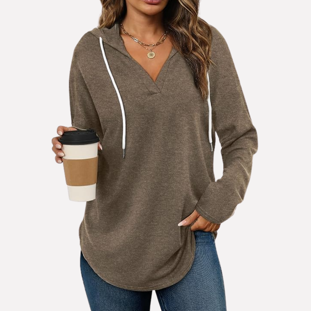 Women's fall casual pullover, an oversized cozy sweatshirt with a relaxed fit.