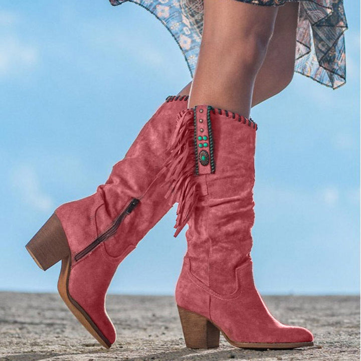 Casual women's western knee-high boots, Dakota style. Comfortable block heel, pointed toe & easy zip closure.